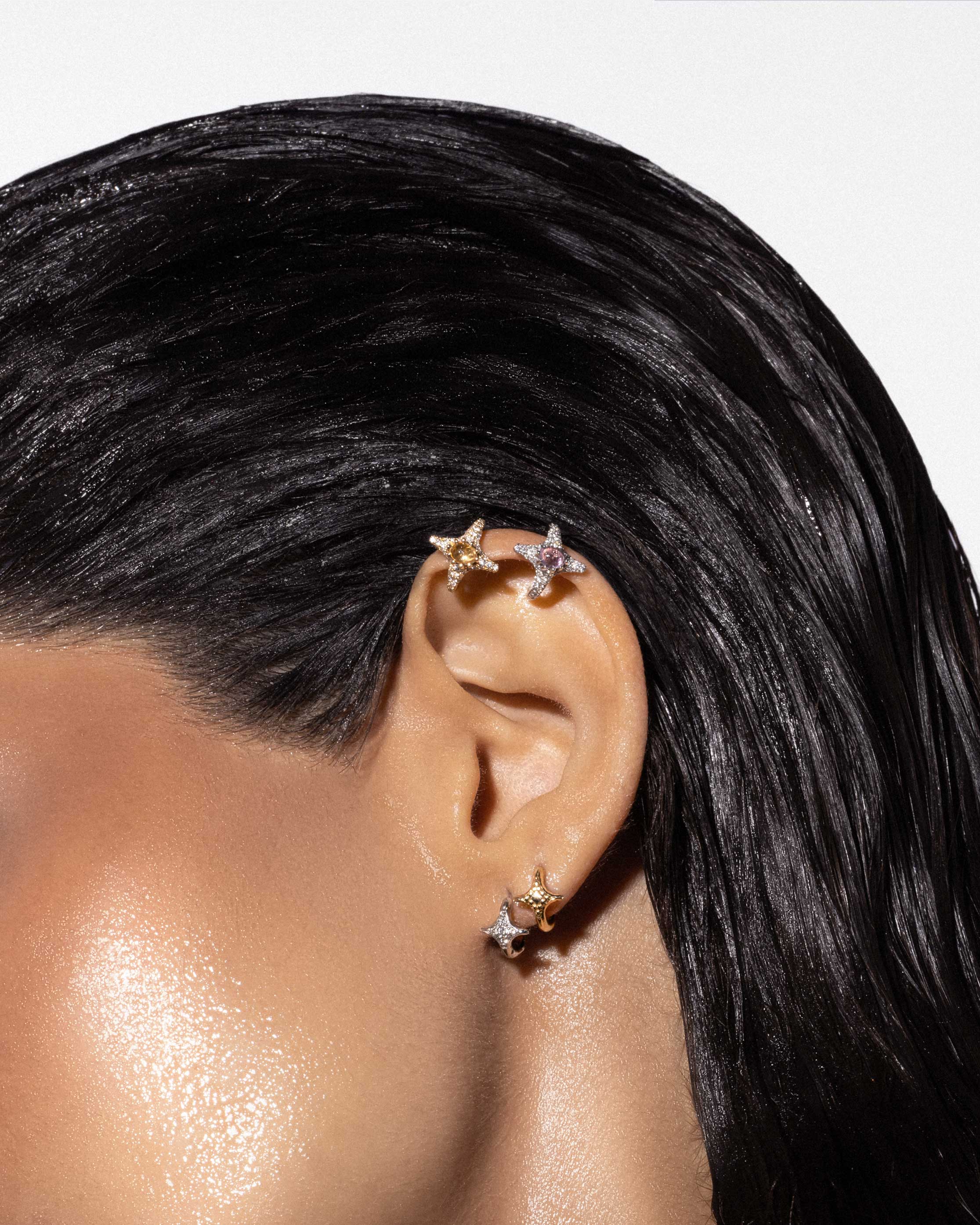 Selene Peridot Earcuff