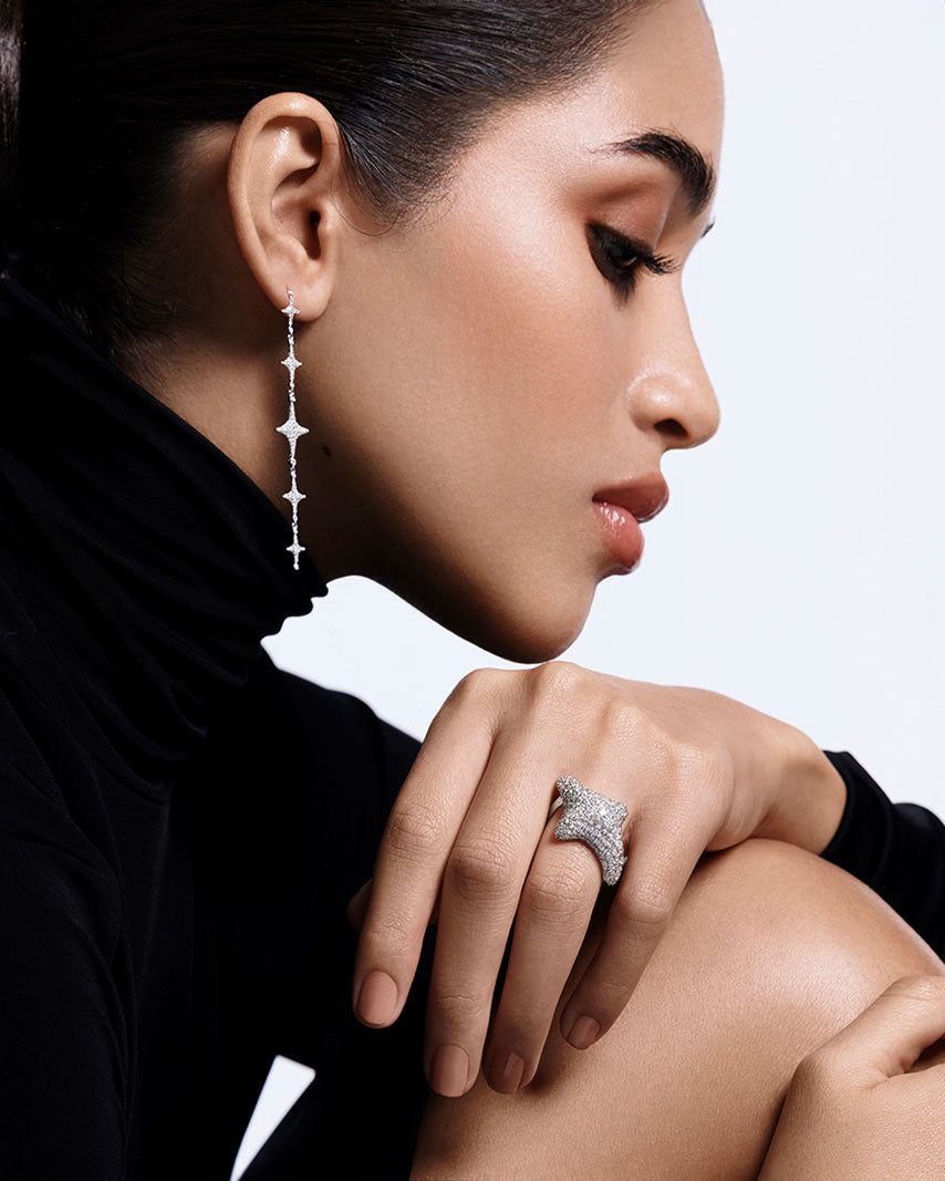 Aurora Apogée Long Drop Earrings