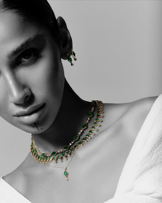 Sahra emerald necklace